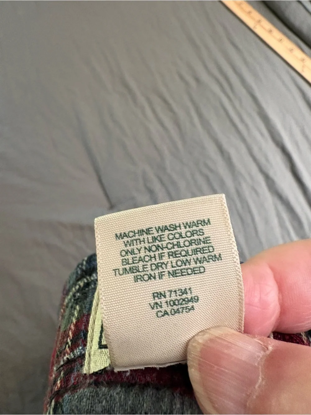 L.L. Bean Scotch Plaid Flannel Boxers Sleep Shorts in Gray Stewart. Size Large.